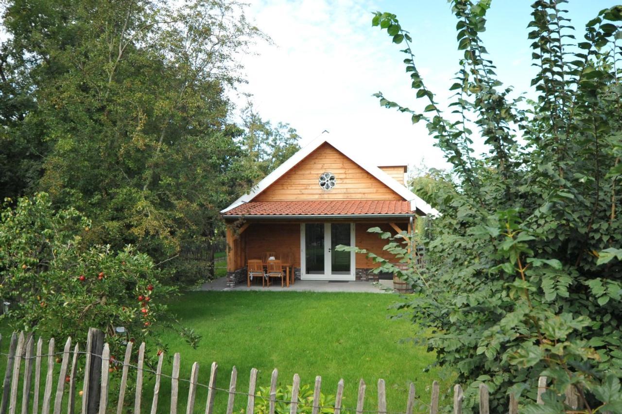 Lodges Near The Rhine - Sustainable Residence Hazerswoude-Rijndijk Exterior photo