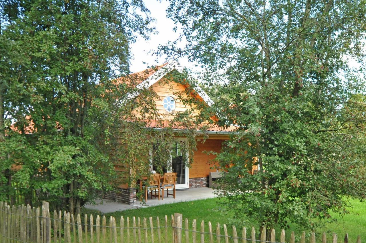 Lodges Near The Rhine - Sustainable Residence Hazerswoude-Rijndijk Exterior photo