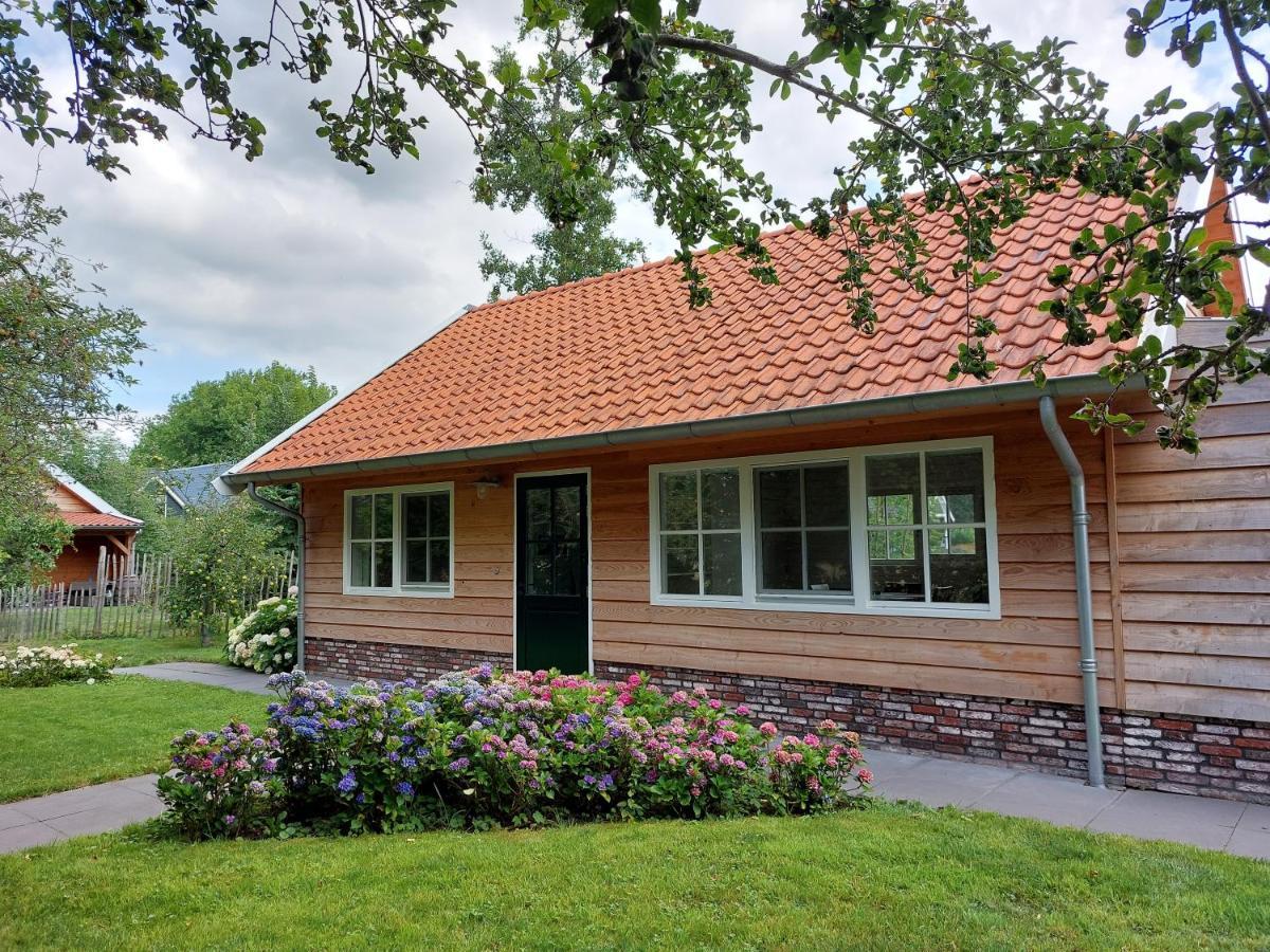 Lodges Near The Rhine - Sustainable Residence Hazerswoude-Rijndijk Exterior photo