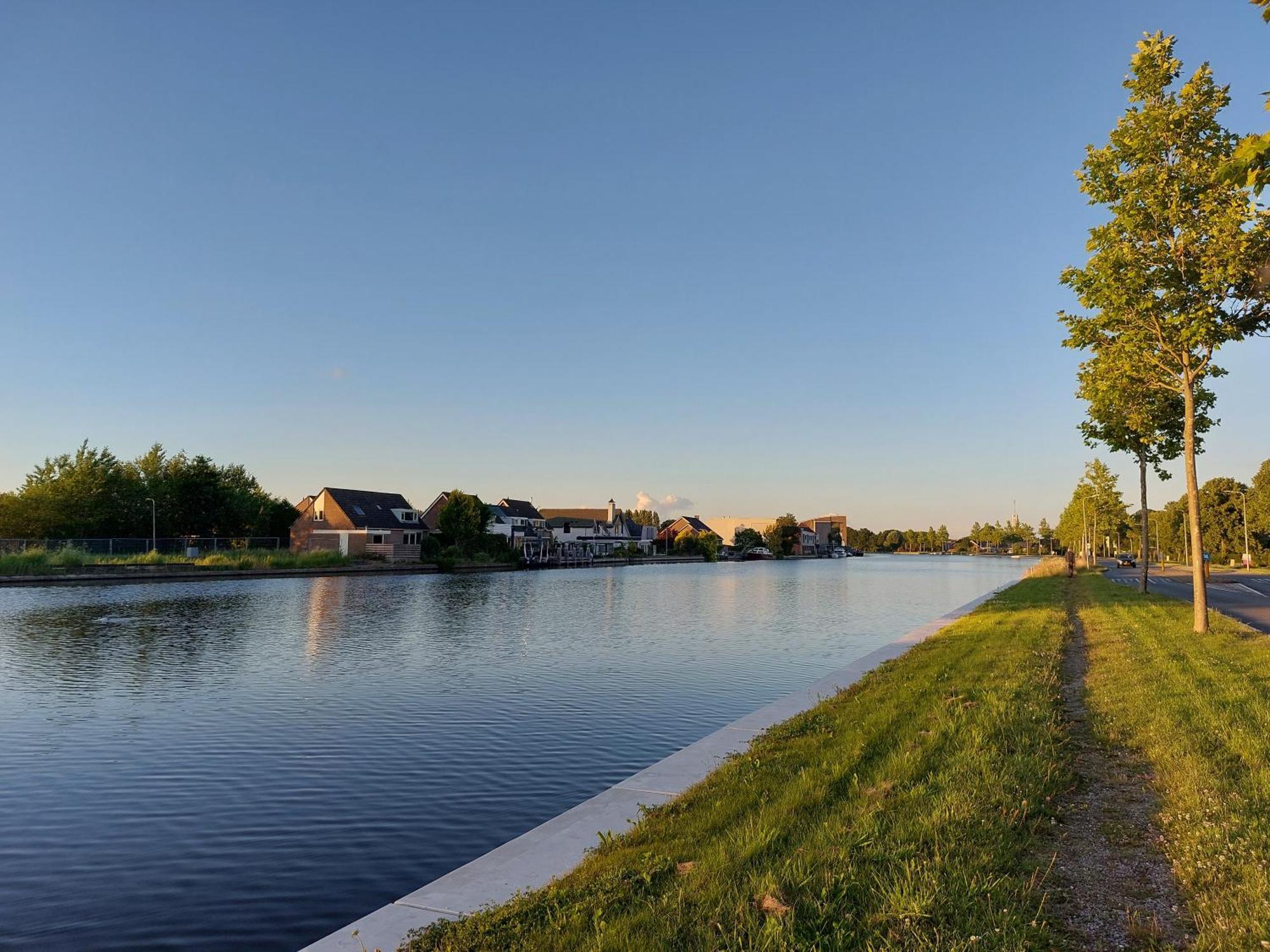 Lodges Near The Rhine - Sustainable Residence Hazerswoude-Rijndijk Exterior photo